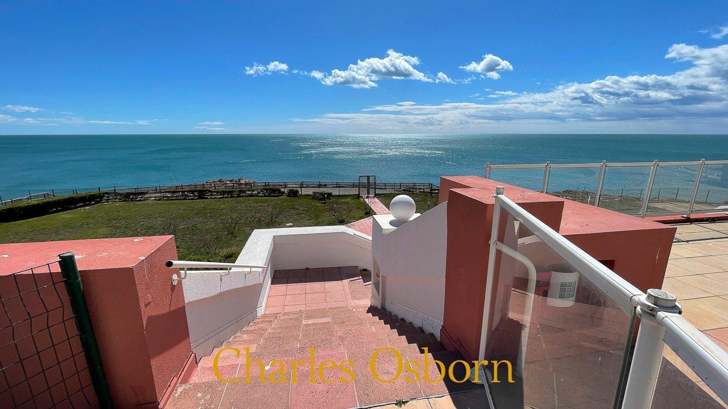 Au Cayenne, Terrasse Et Vue Mer Sète Exterior foto